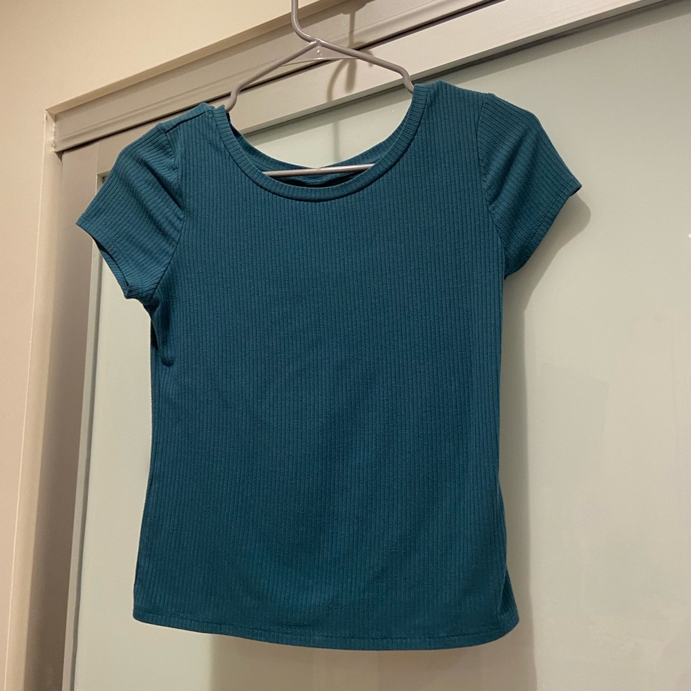 brand new cute unique ribbed top